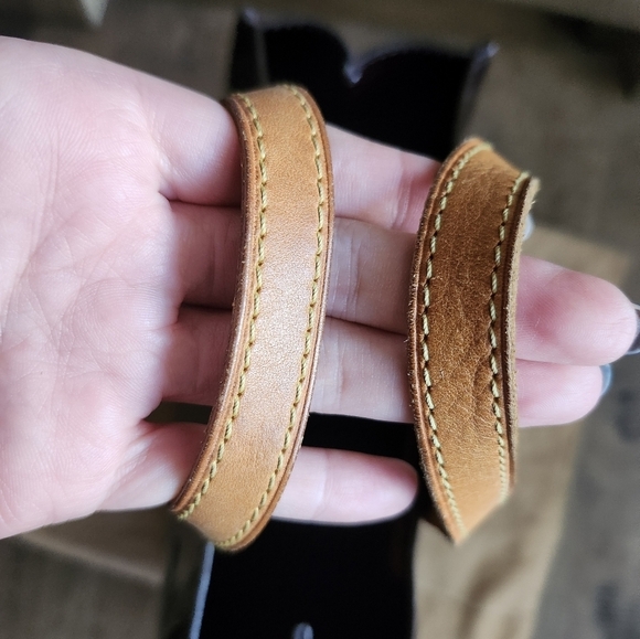 Louis Vuitton Reade PM Vernis Amarante - Picture 9 of 14